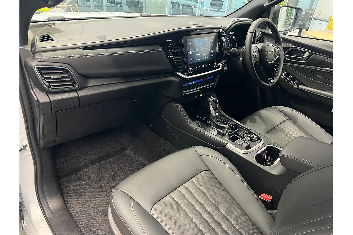 2025 Isuzu MU-X LS-T