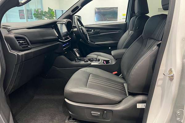 2025 Isuzu MU-X LS-T