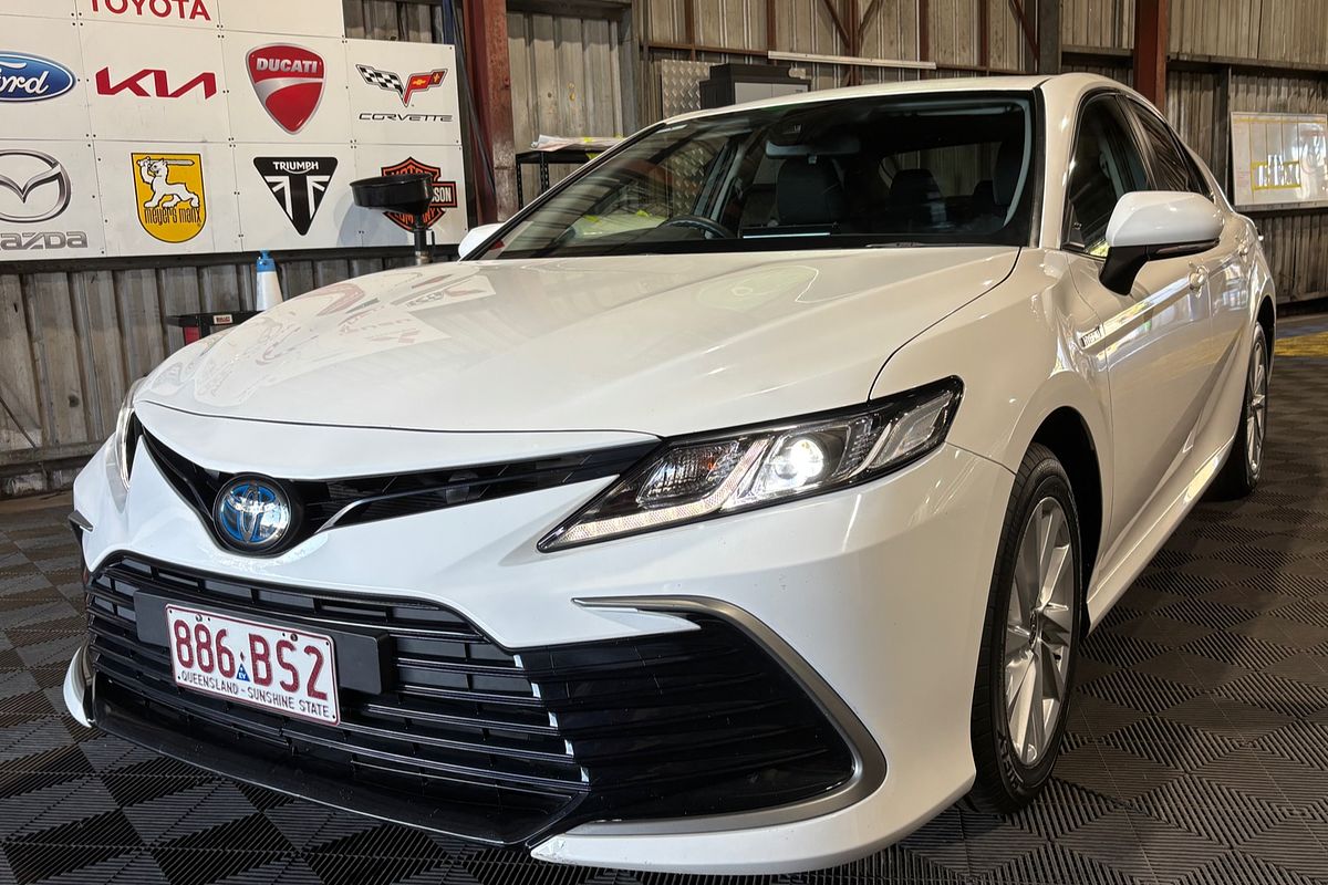2021 Toyota Camry Ascent AXVH70R