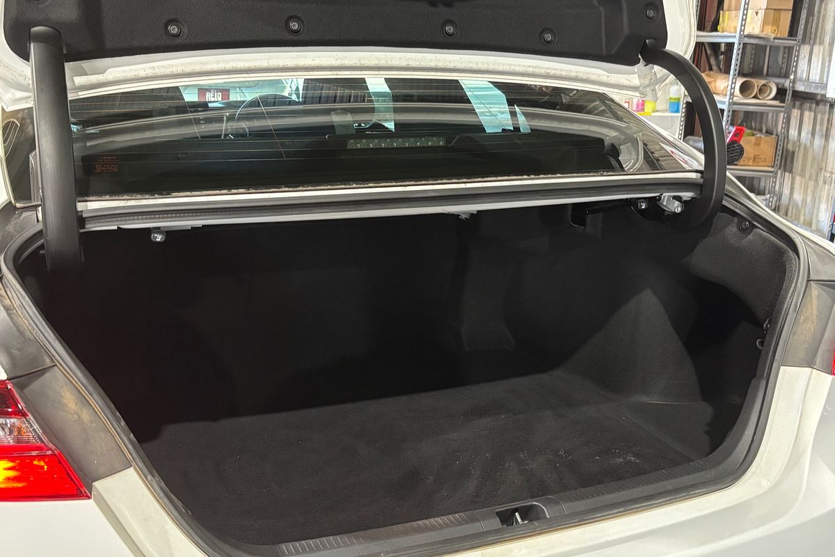 2021 Toyota Camry Ascent AXVH70R