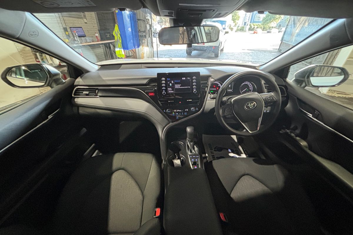 2021 Toyota Camry Ascent AXVH70R