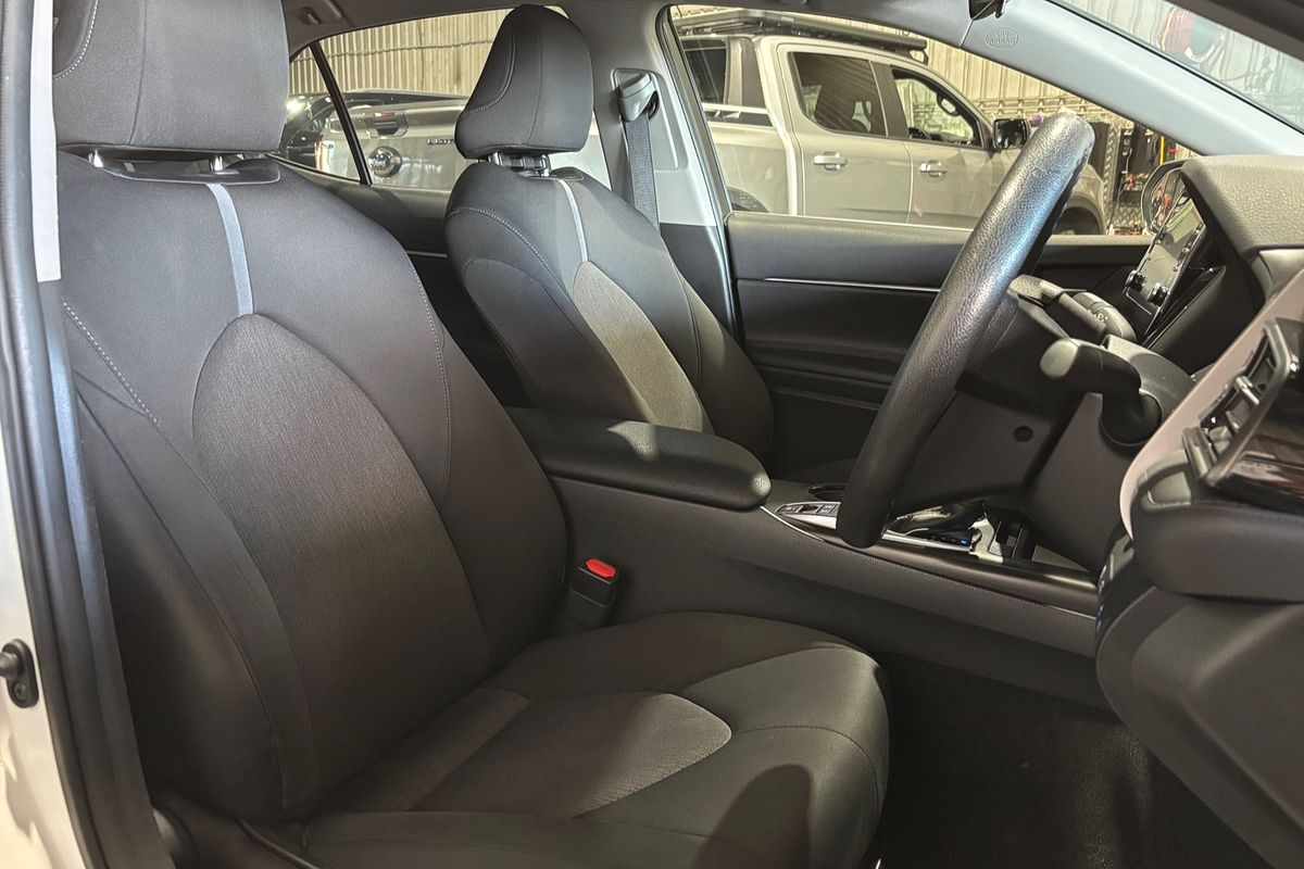 2021 Toyota Camry Ascent AXVH70R