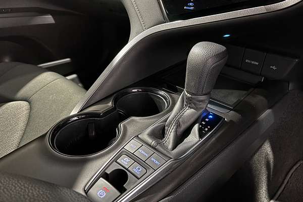 2021 Toyota Camry Ascent AXVH70R