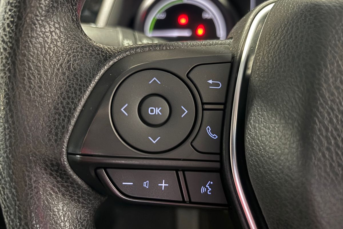 2021 Toyota Camry Ascent AXVH70R