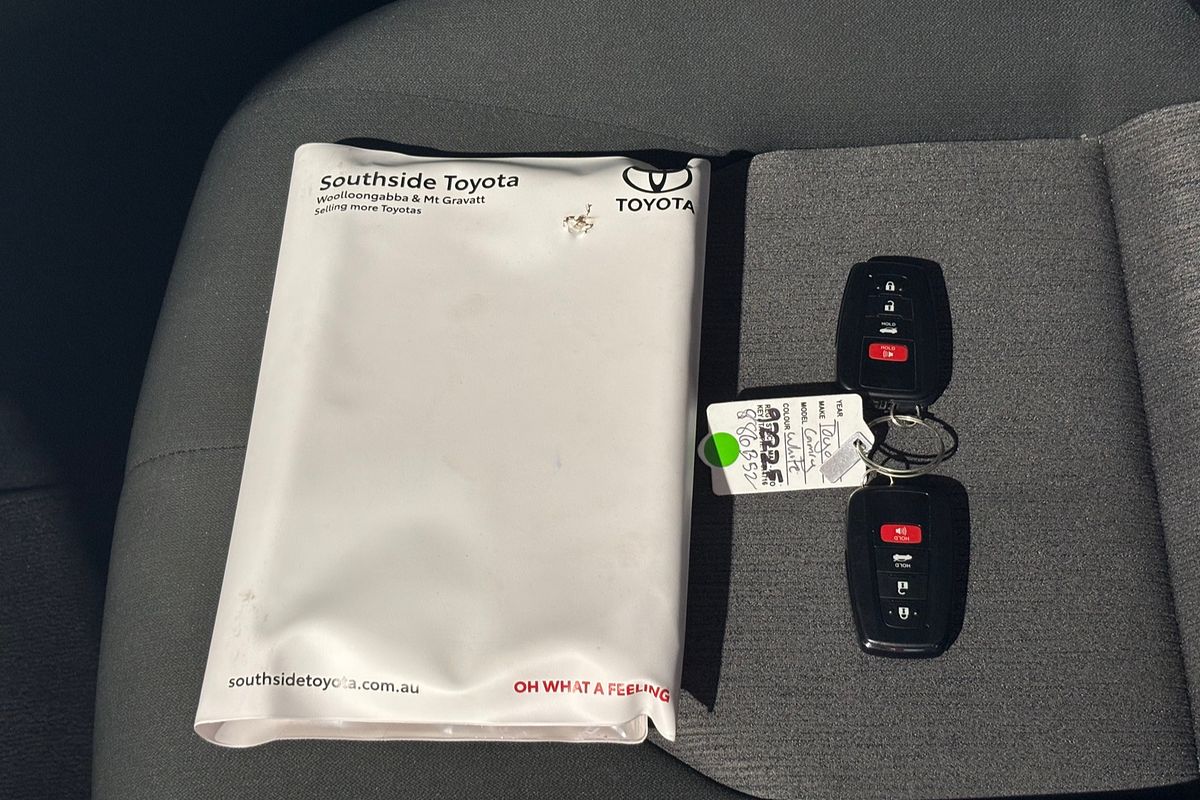 2021 Toyota Camry Ascent AXVH70R