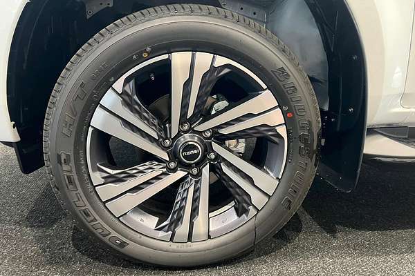 2025 Isuzu MU-X LS-T