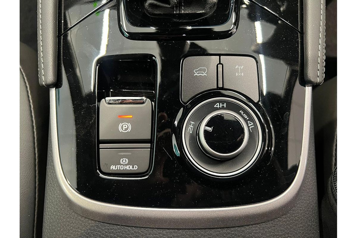2025 Isuzu MU-X LS-T
