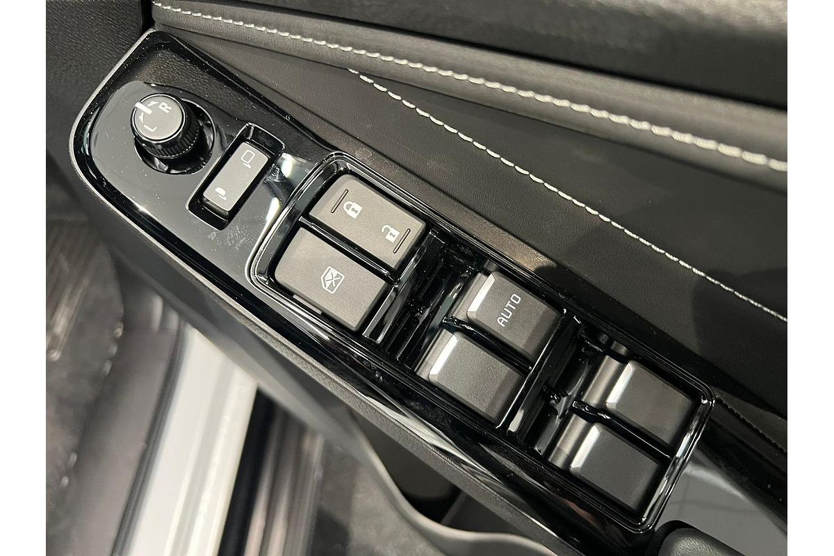 2025 Isuzu MU-X LS-T