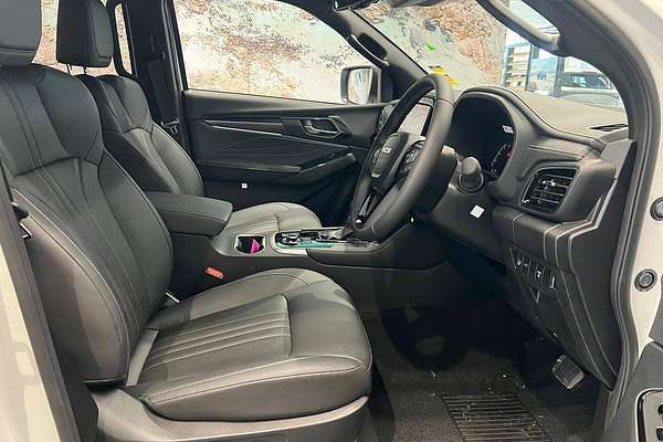 2025 Isuzu MU-X LS-T