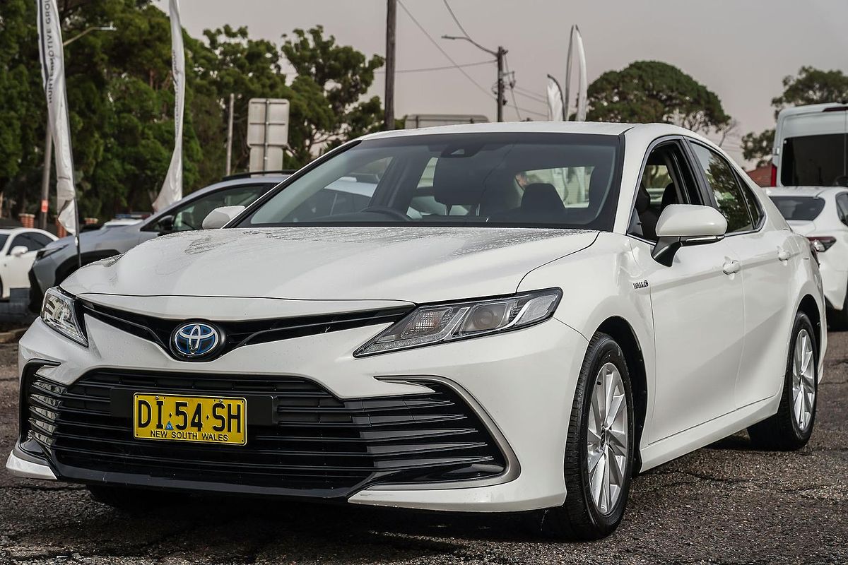 2024 Toyota Camry Ascent AXVH70R