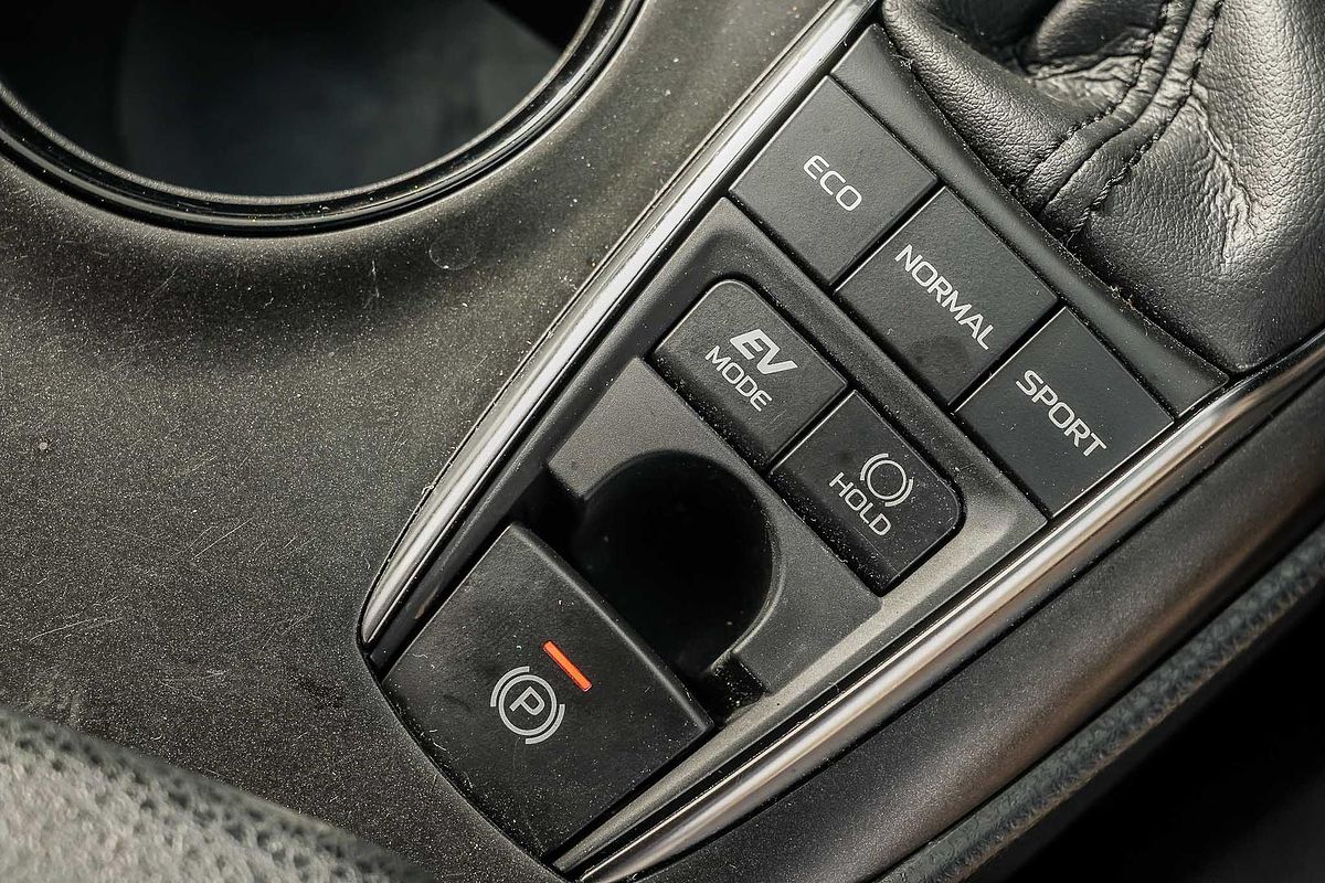 2024 Toyota Camry Ascent AXVH70R