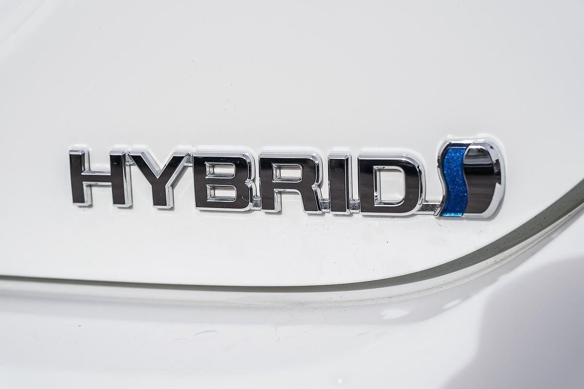 2024 Toyota Camry Ascent AXVH70R