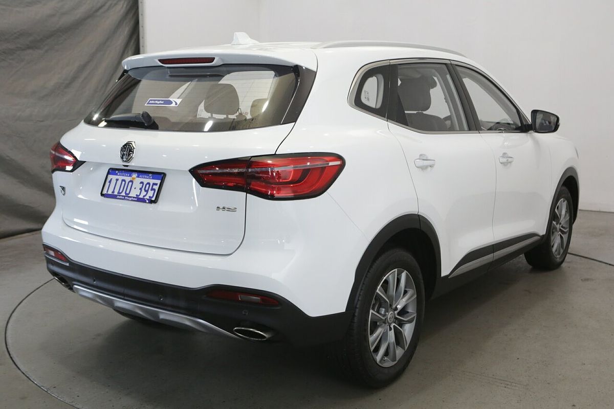 2024 MG HS Vibe SAS23