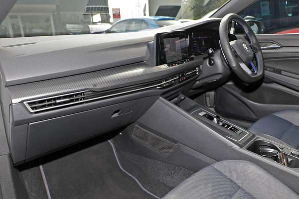2022 Volkswagen Golf R 8