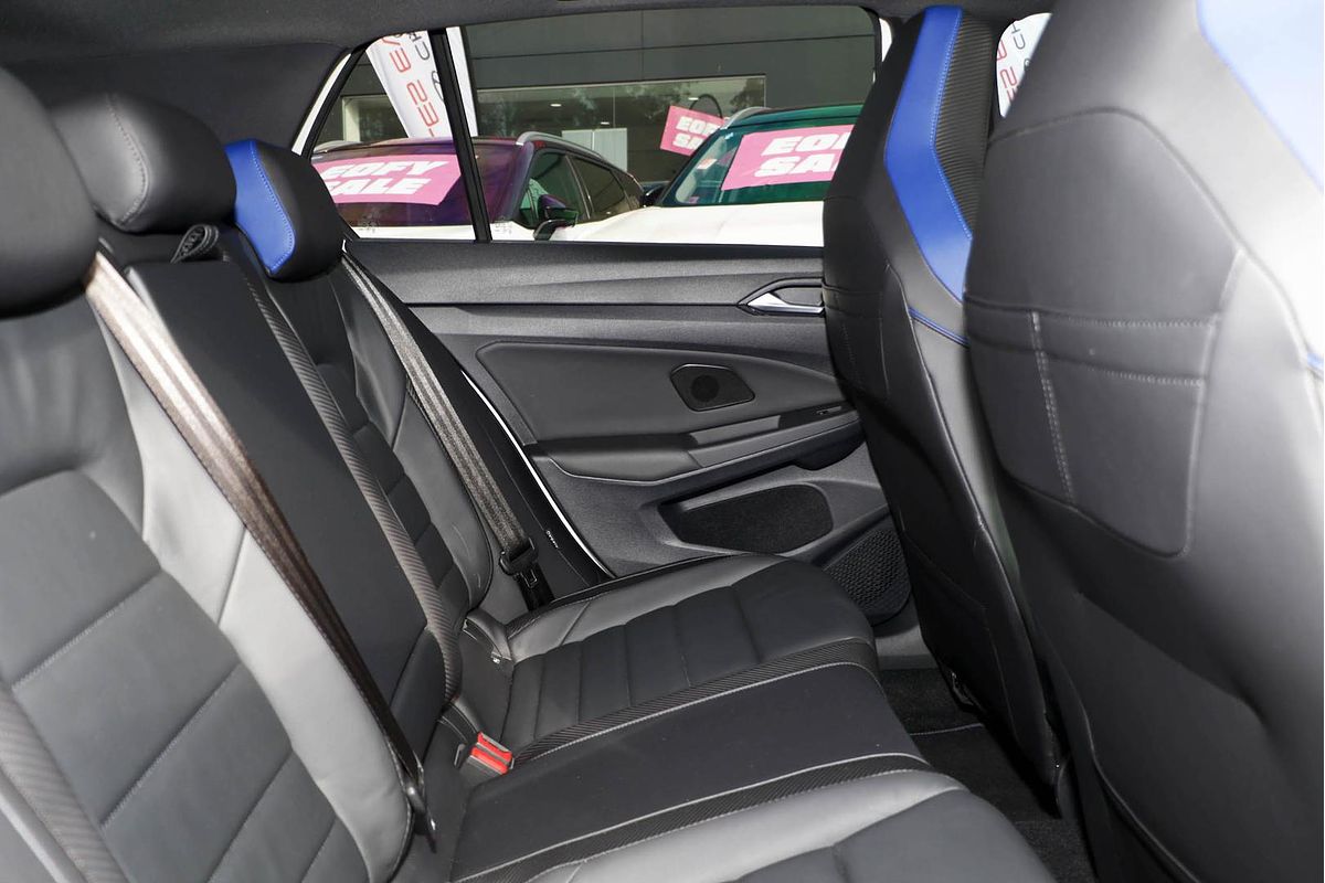 2022 Volkswagen Golf R 8