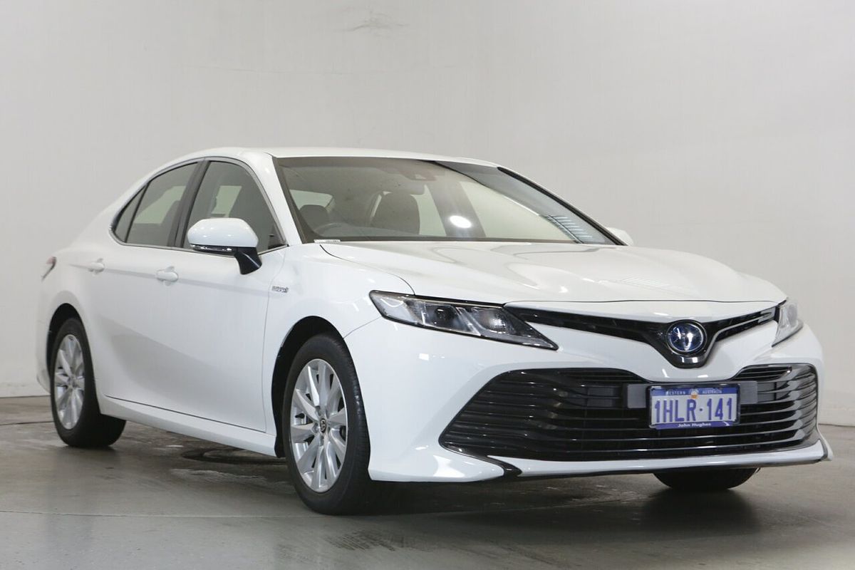 2020 Toyota Camry Ascent AXVH70R