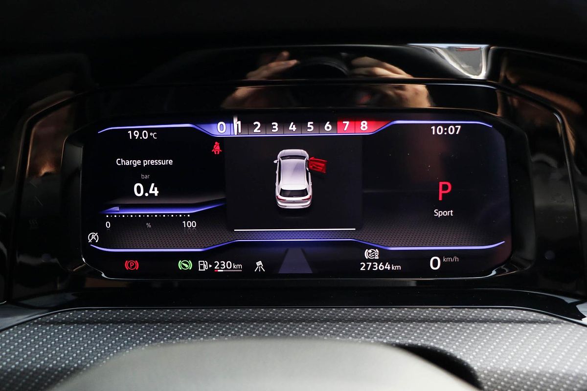 2022 Volkswagen Golf R 8
