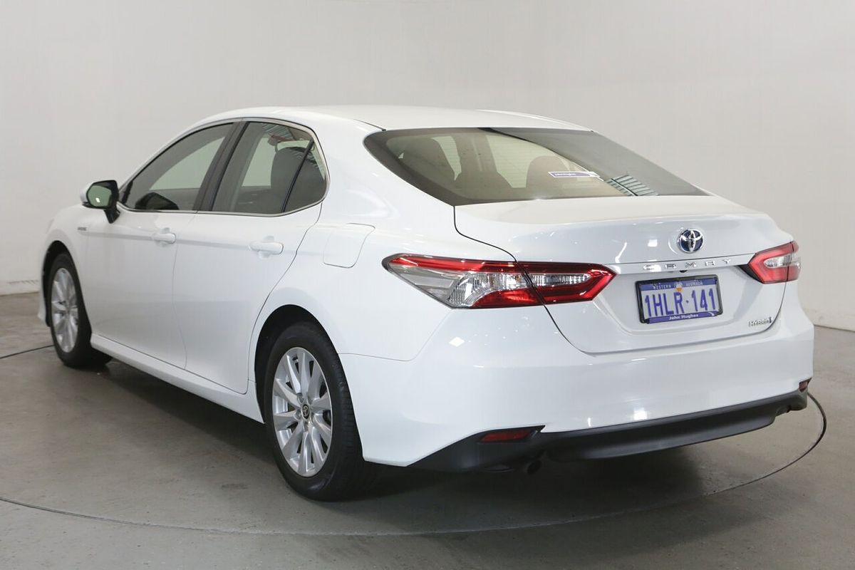 2020 Toyota Camry Ascent AXVH70R