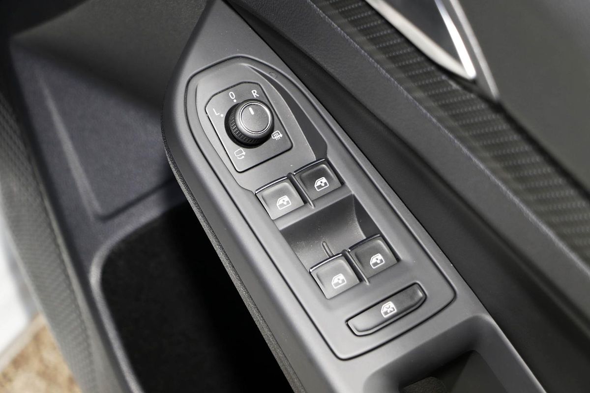 2022 Volkswagen Golf R 8