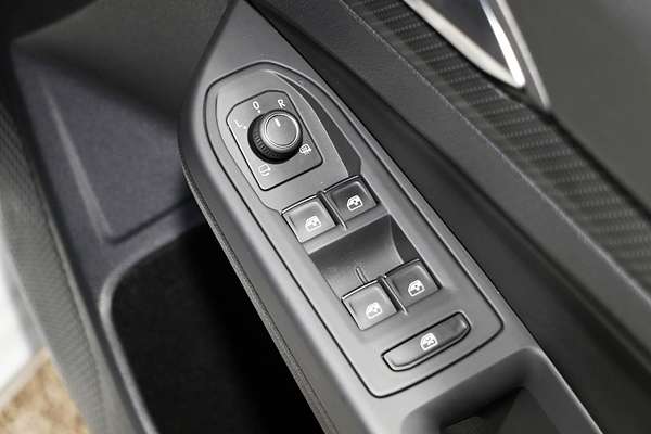 2022 Volkswagen Golf R 8