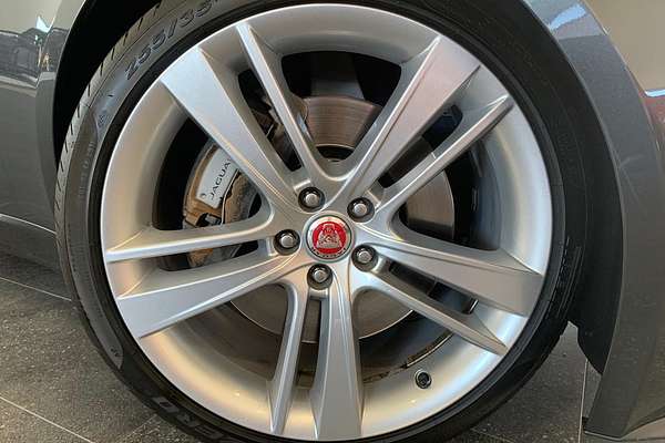 2016 Jaguar F-TYPE X152