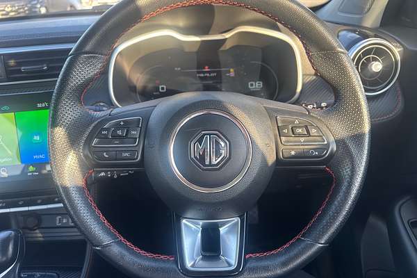 2021 MG ZST Essence