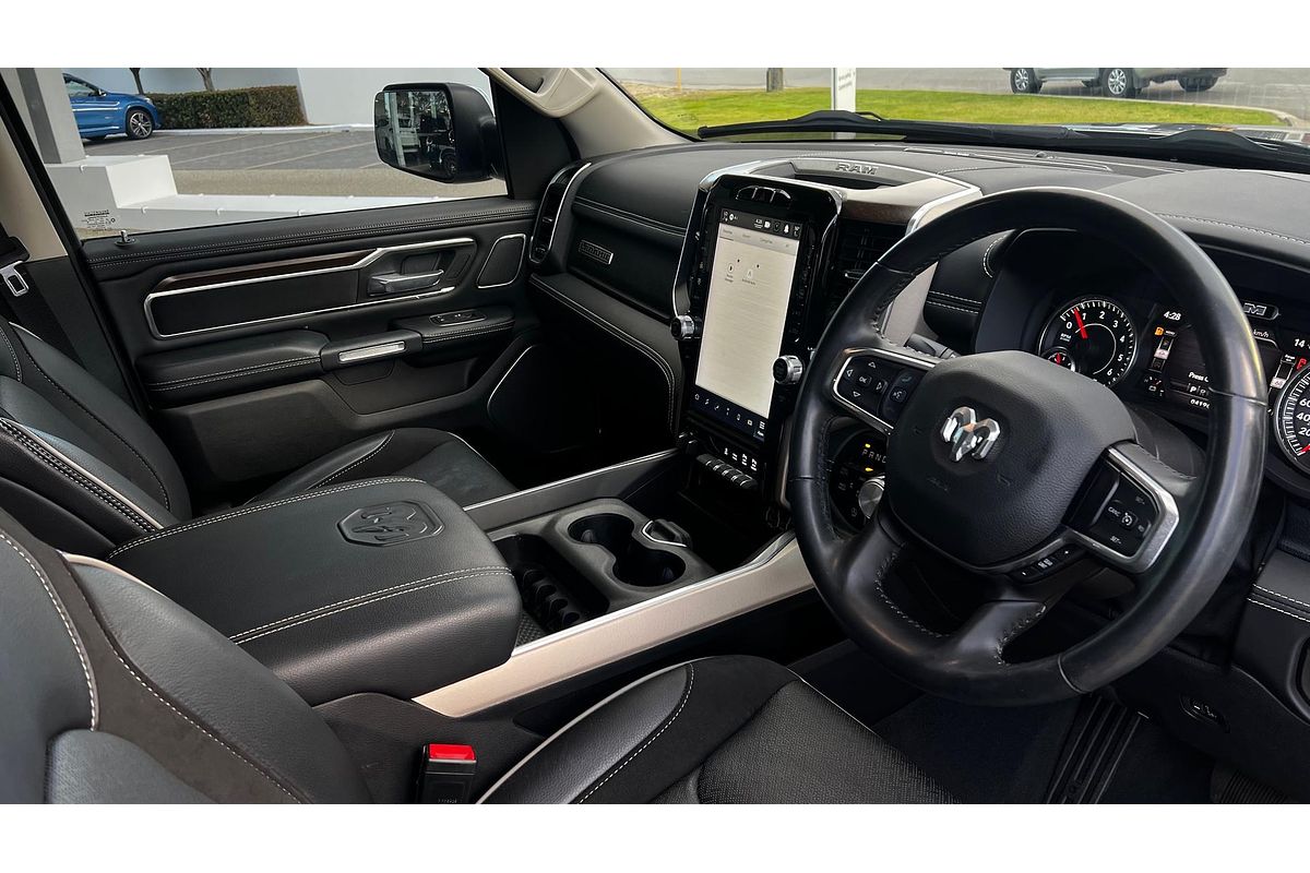 2022 RAM 1500 Laramie DT 4X4 SWB