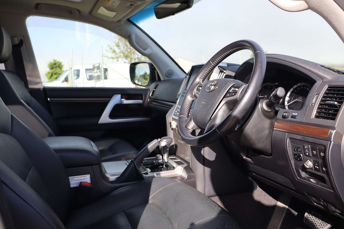 2020 Toyota Landcruiser VX VDJ200R