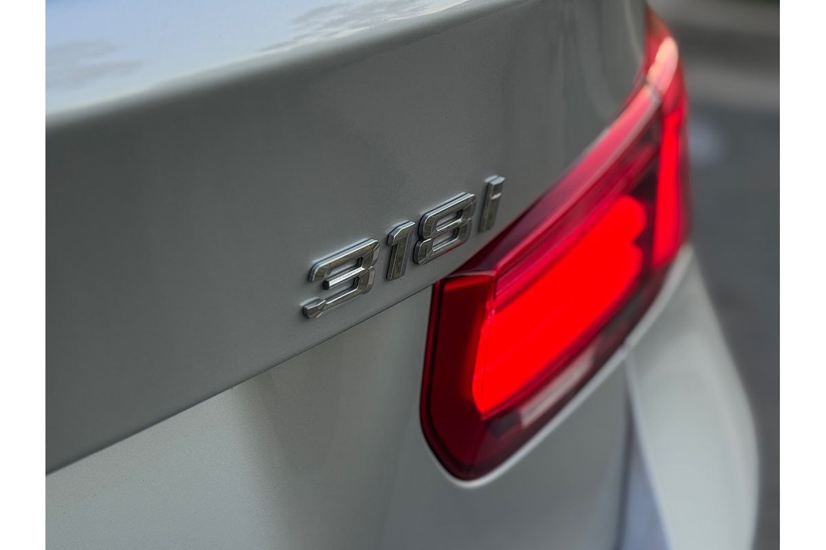 2016 BMW 3 Series 318i Sport Line F30 LCI