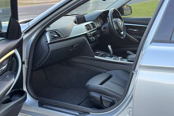 2016 BMW 3 Series 318i Sport Line F30 LCI
