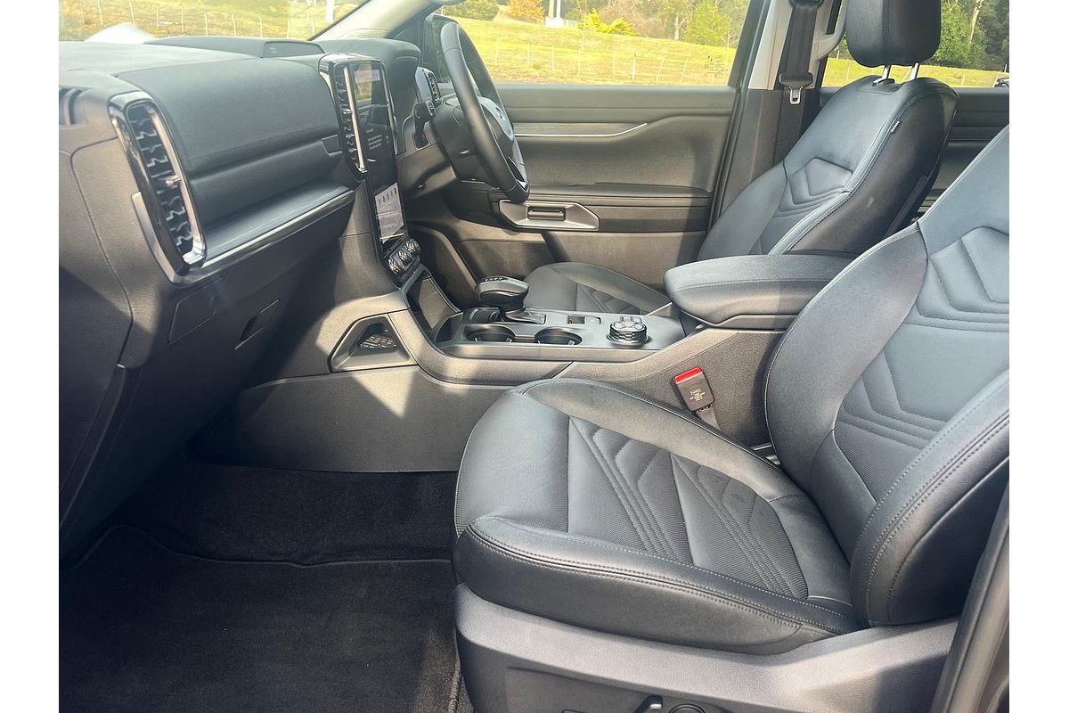 2025 Ford Everest Trend 2.0L