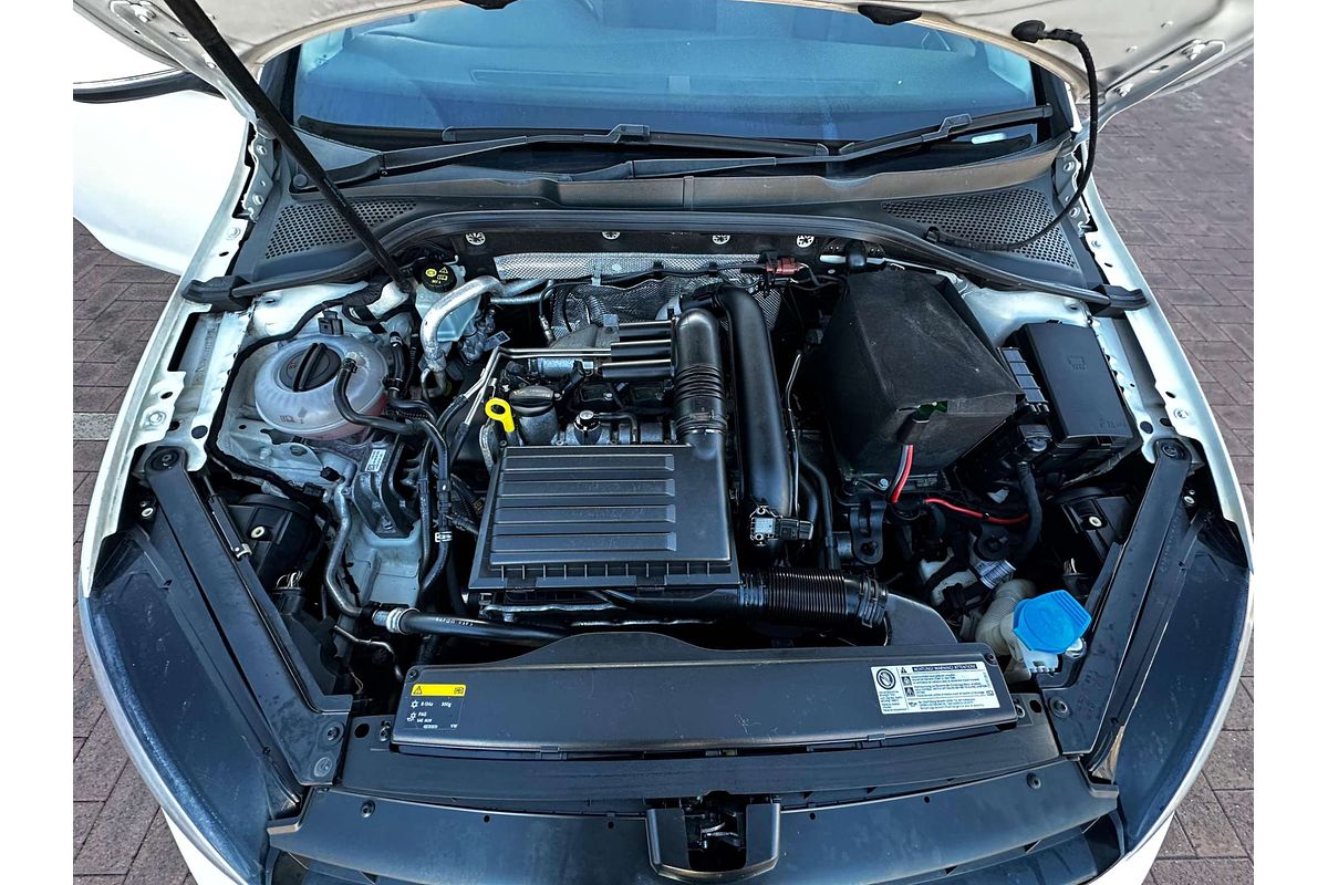 2014 Volkswagen Golf 90TSI 7