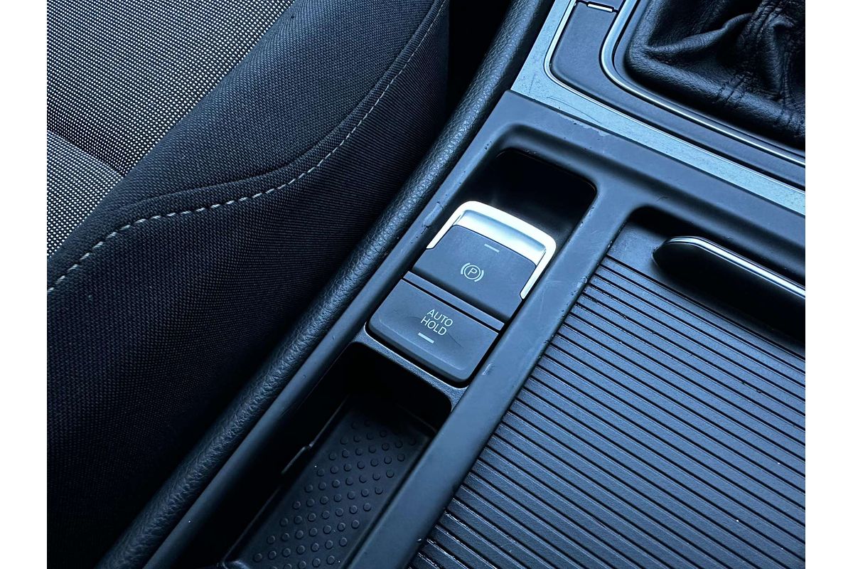 2014 Volkswagen Golf 90TSI 7