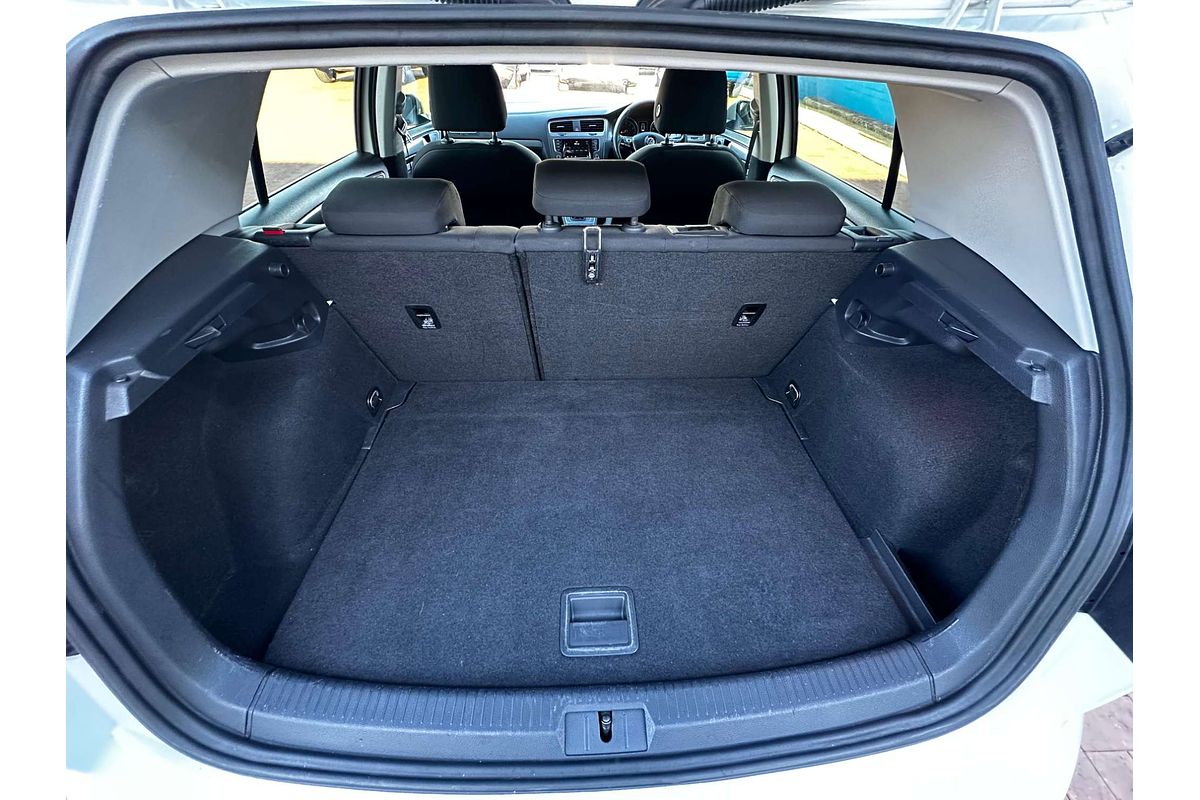2014 Volkswagen Golf 90TSI 7