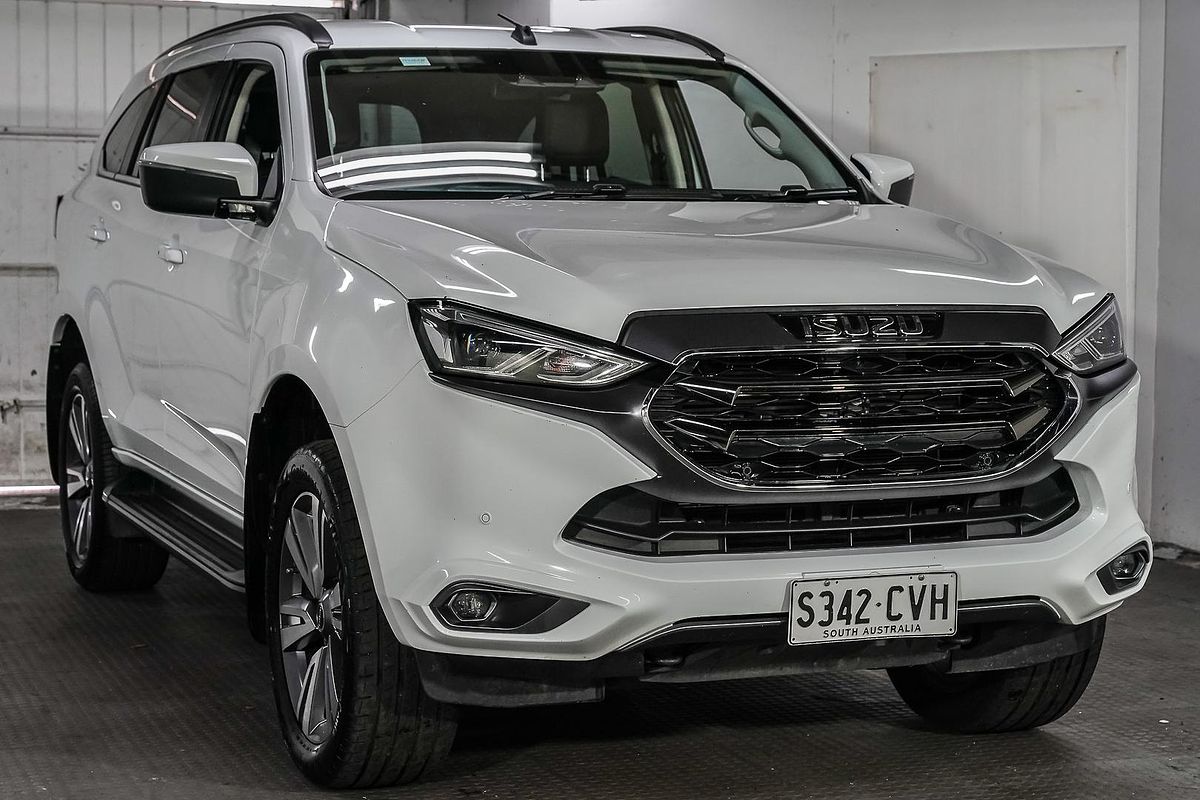 2023 Isuzu MU-X LS-T
