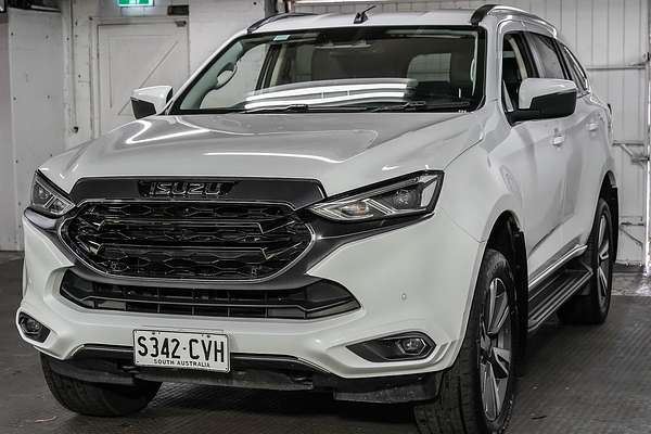 2023 Isuzu MU-X LS-T