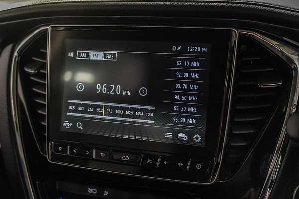 2023 Isuzu MU-X LS-T