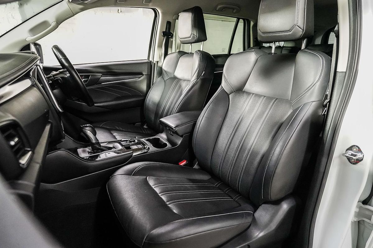 2023 Isuzu MU-X LS-T