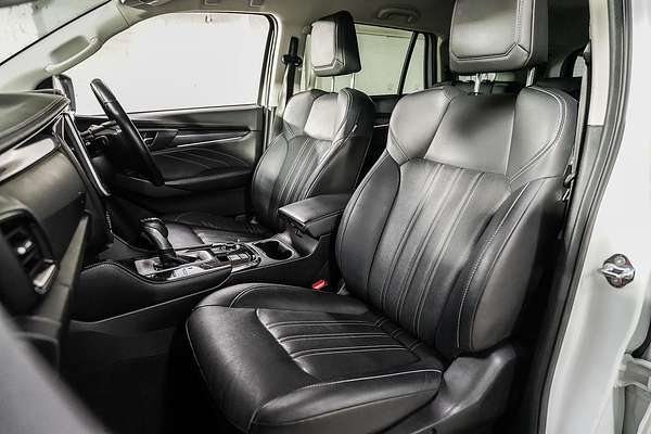 2023 Isuzu MU-X LS-T