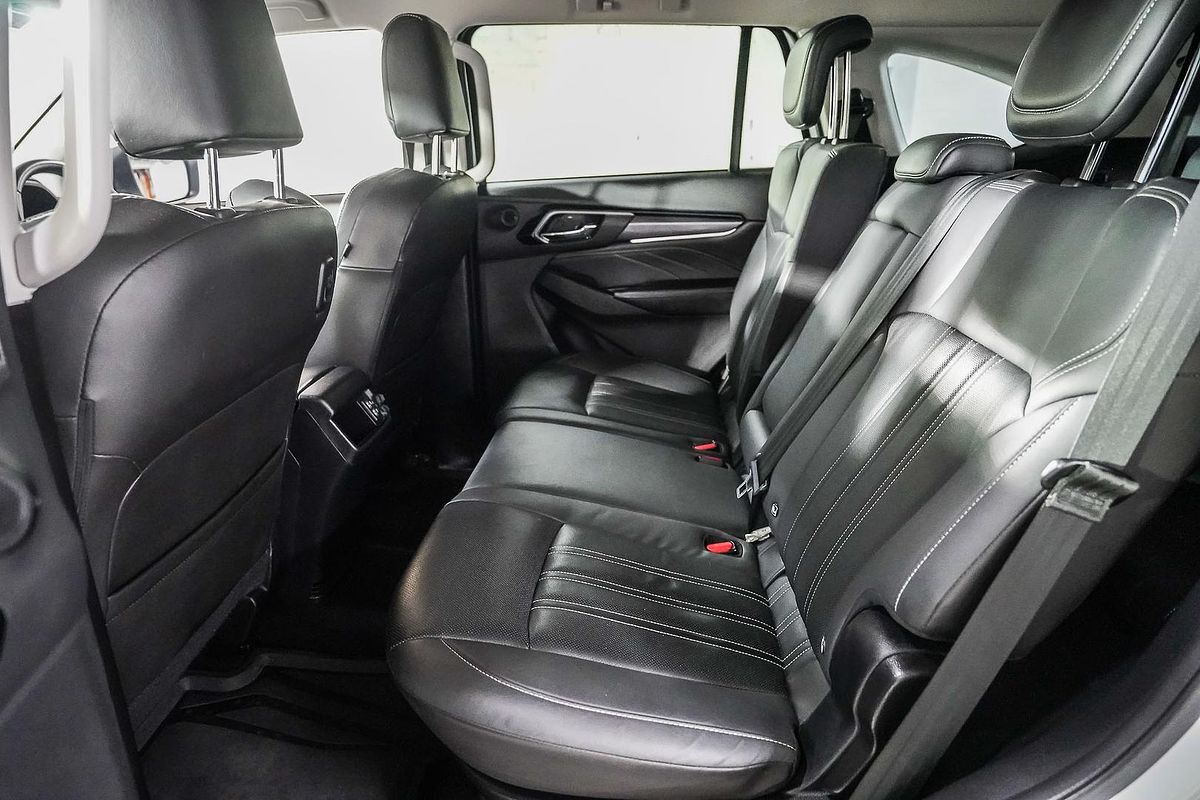 2023 Isuzu MU-X LS-T
