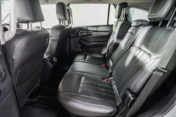 2023 Isuzu MU-X LS-T