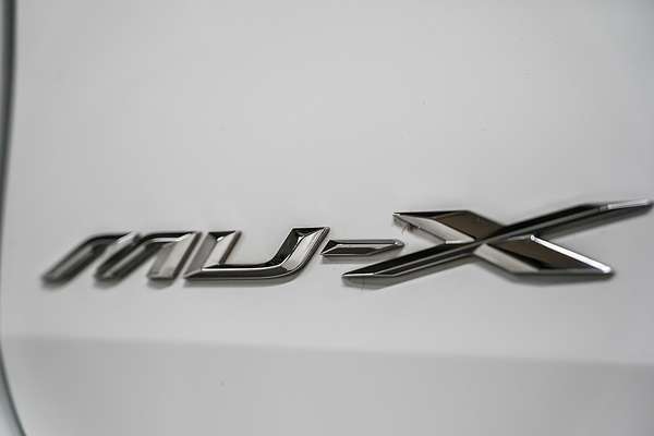 2023 Isuzu MU-X LS-T