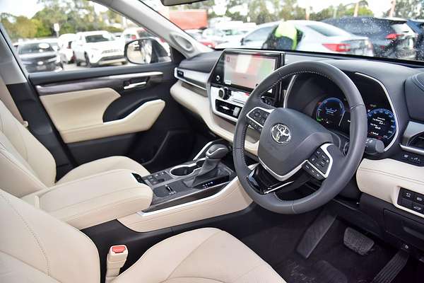 2024 Toyota Kluger Grande AXUH78R