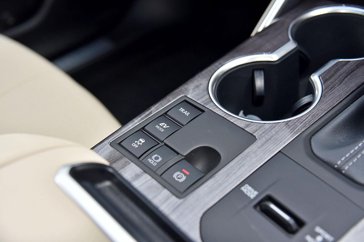 2024 Toyota Kluger Grande AXUH78R