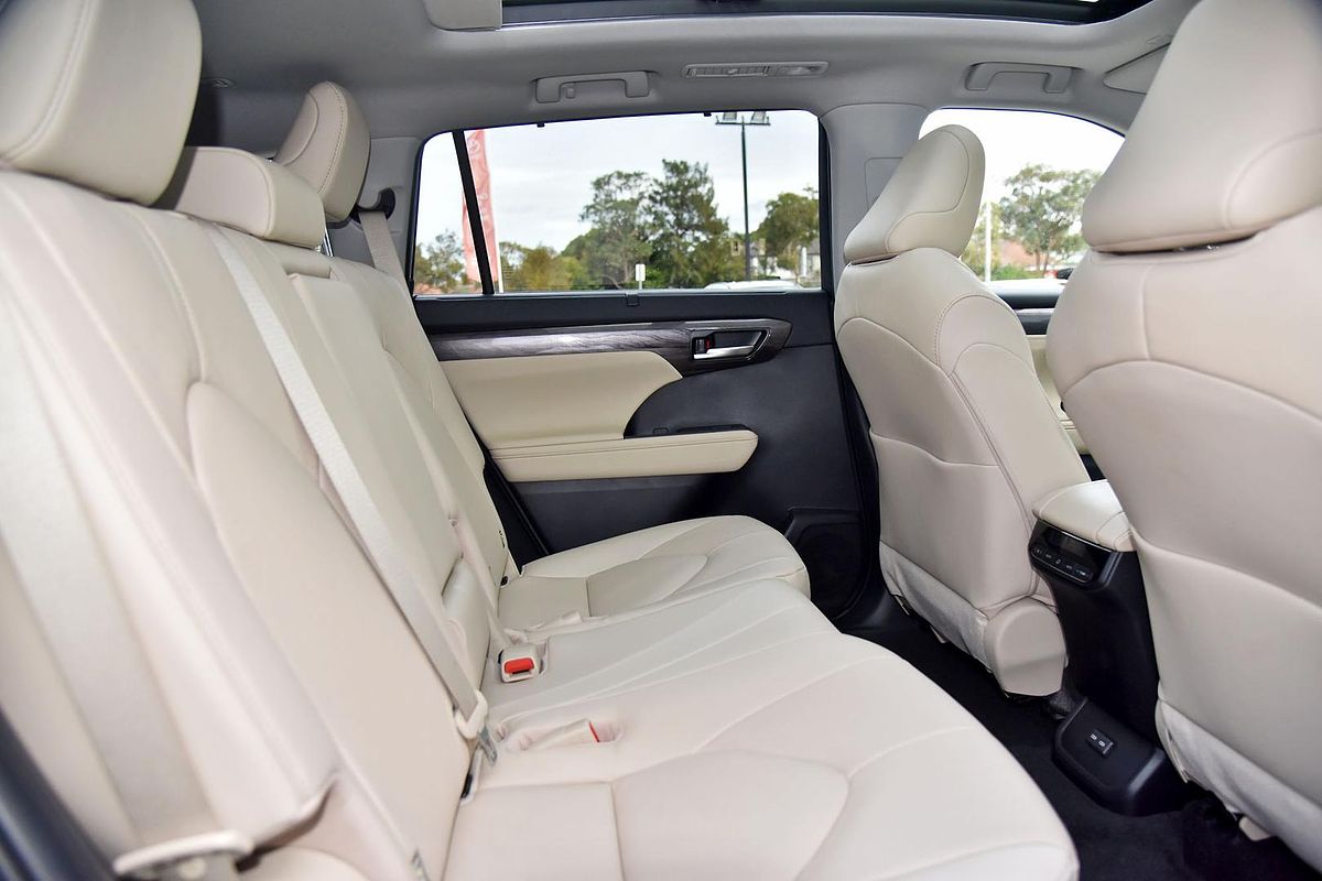 2024 Toyota Kluger Grande AXUH78R