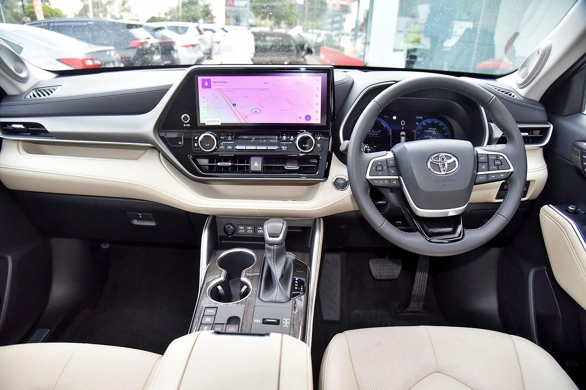2024 Toyota Kluger Grande AXUH78R