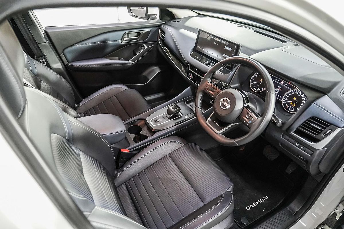 2023 Nissan QASHQAI ST-L J12