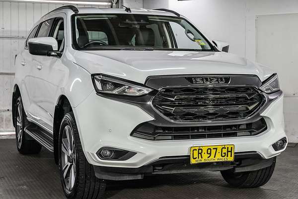 2023 Isuzu MU-X LS-T