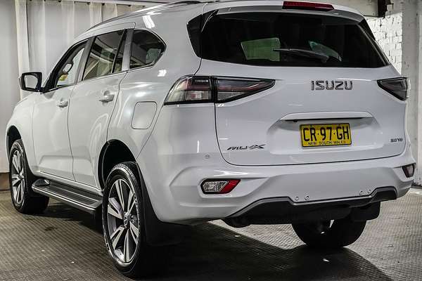 2023 Isuzu MU-X LS-T