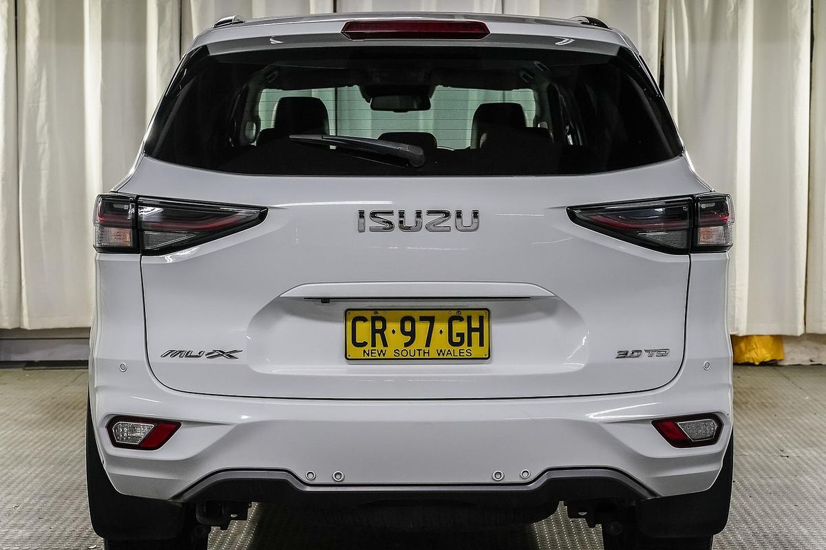 2023 Isuzu MU-X LS-T